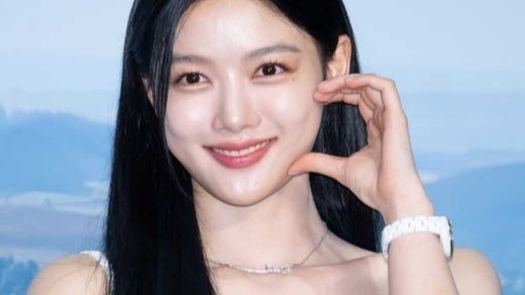 キム・ユジョンが叔母に！実姉キム・ヨンジョン、第1子出産を報告…すでに整った顔立ちが話題