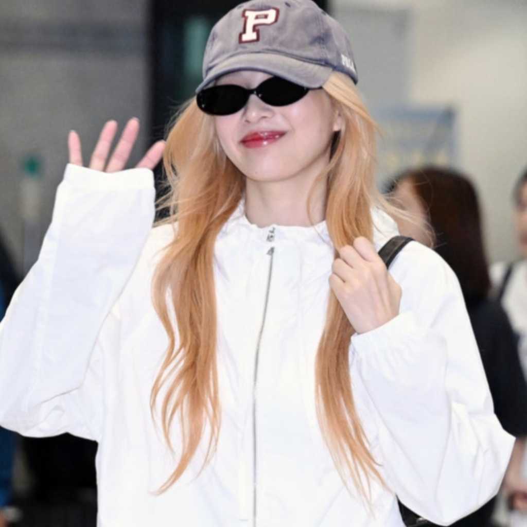 【PHOTO】Red Velvet ジョイ、海外スケジュールを終えて帰国（動画あり）