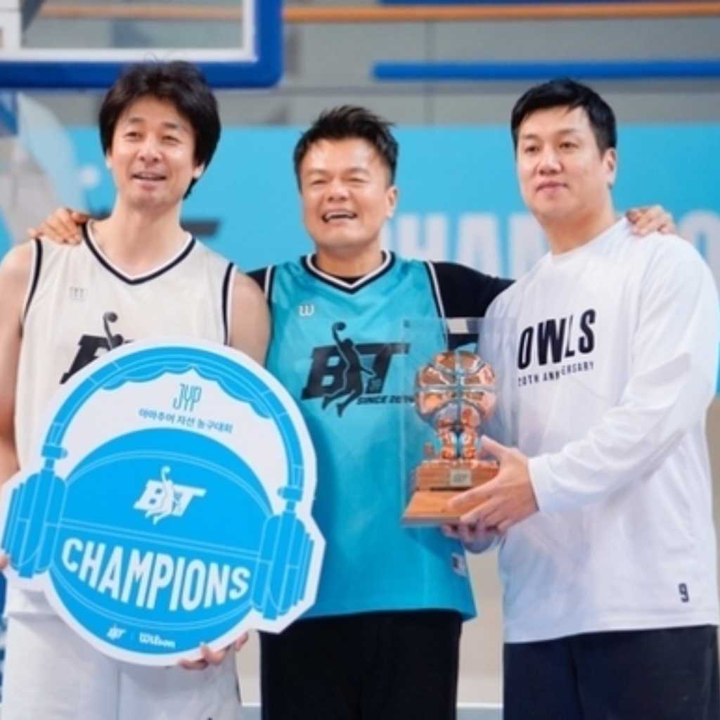 JYP、チャリティーバスケ大会を開催…パク・ジニョン代表も活躍「病気の子供たちの治療費を支援」