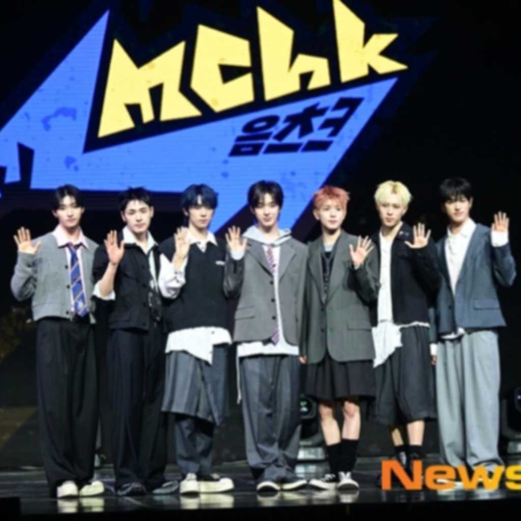 NEXZ、韓国語で作詞も！楽曲制作のビハインド公開「辞書を引きながら一生懸命にやった」