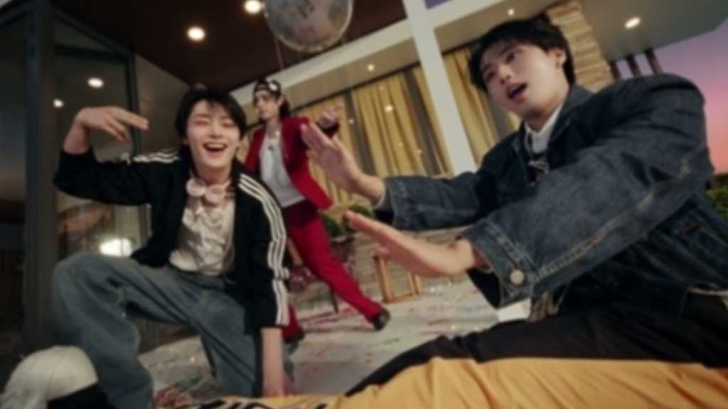 Stray Kids、新曲「Do It」のリミックス“Overdrive Version”の予告映像を公開