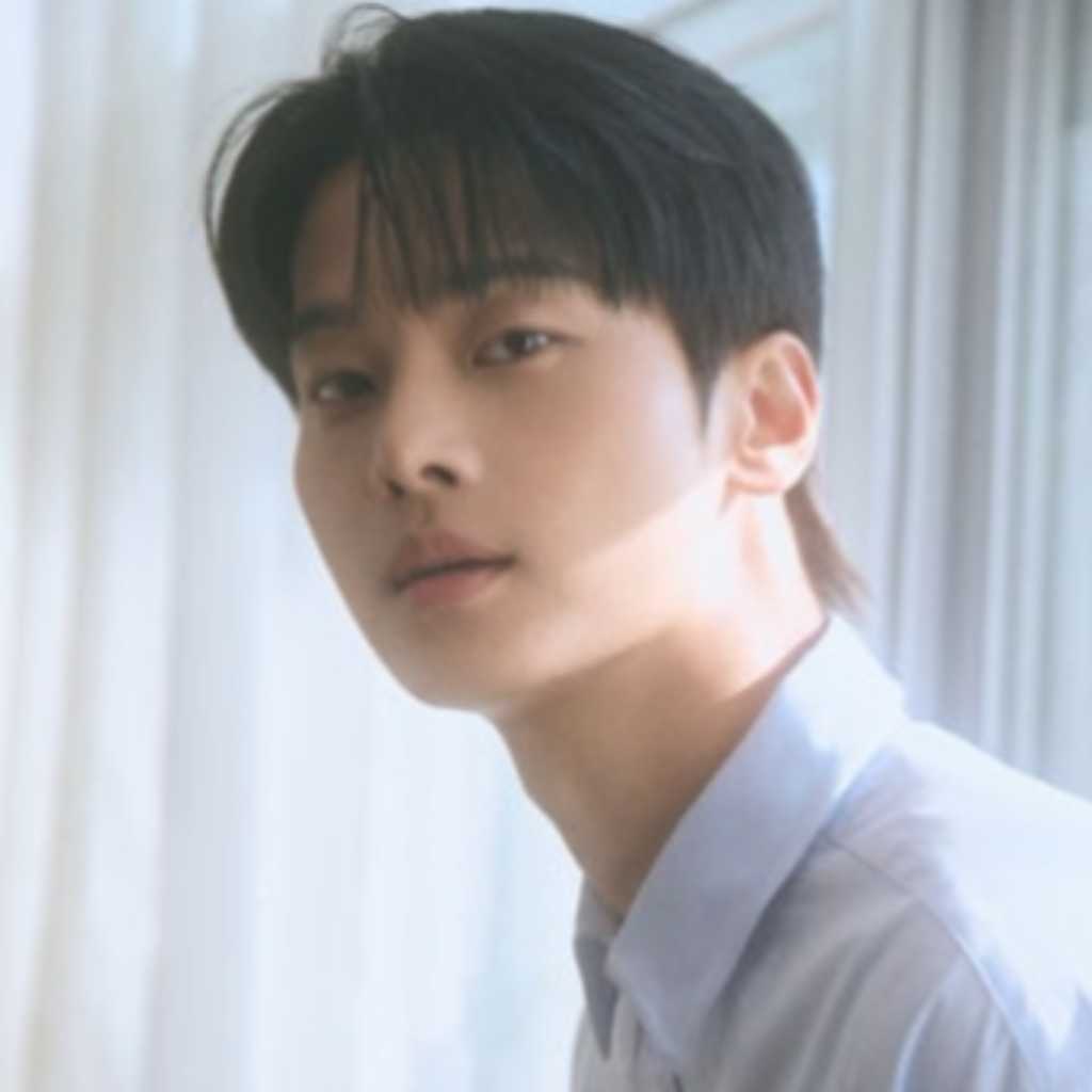 「ロマンスの絶対値」VIXX エン、IQ156の数学教師に変身“チョン・ギョンホ先輩にアドバイスを求めた”