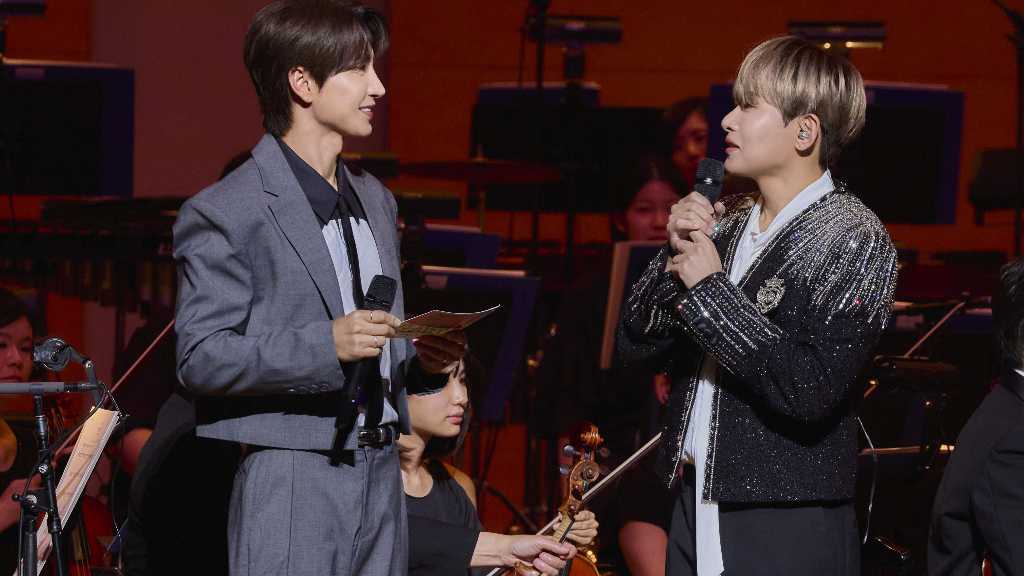 SUPER JUNIOR イトゥク＆リョウク、SM創立30周年記念の日本公演に登場！MCを担当＆名曲をオーケストラアレンジで披露