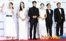【PHOTO】キム・ヒエ＆中村優子＆I.O.I出身キム・ソヘら「釜山国際映画祭」閉幕式のレッドカーペットに登場