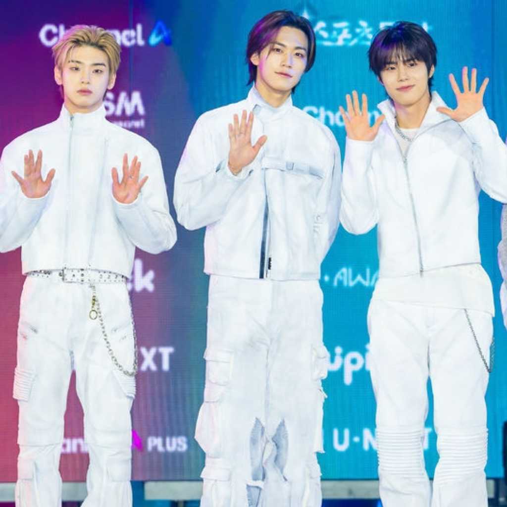 【PHOTO】82MAJOR「第2回D Awards」レッドカーペットに登場