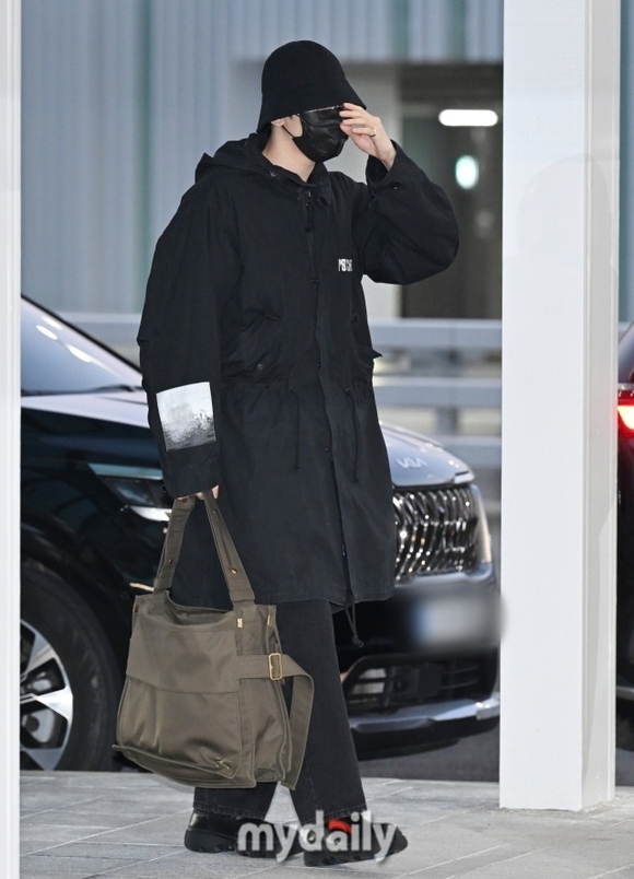 PHOTO】SEVENTEEN「Golden Disc Awards」のため日本へ出国 - Kstyle