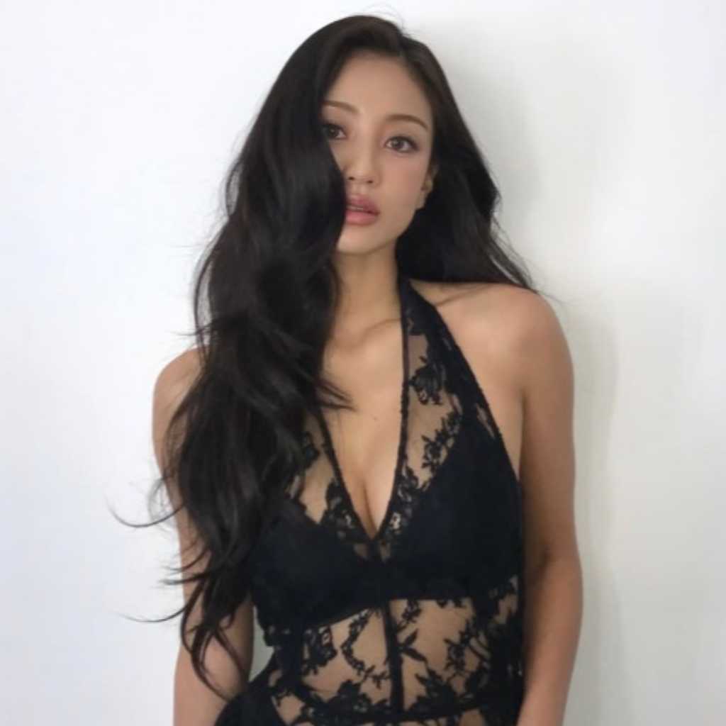 TWICE ジヒョ&ムン・ガヨン&2NE1のDARA、セクシーなシースルードレス姿が話題…それぞれの着こなしに注目