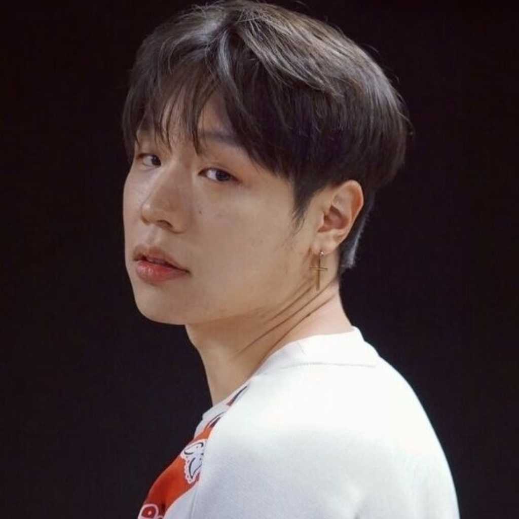 歌手Jin Denim、病状に伴う事故により29歳の若さで死去…妹が報告「制御不能な状態に」