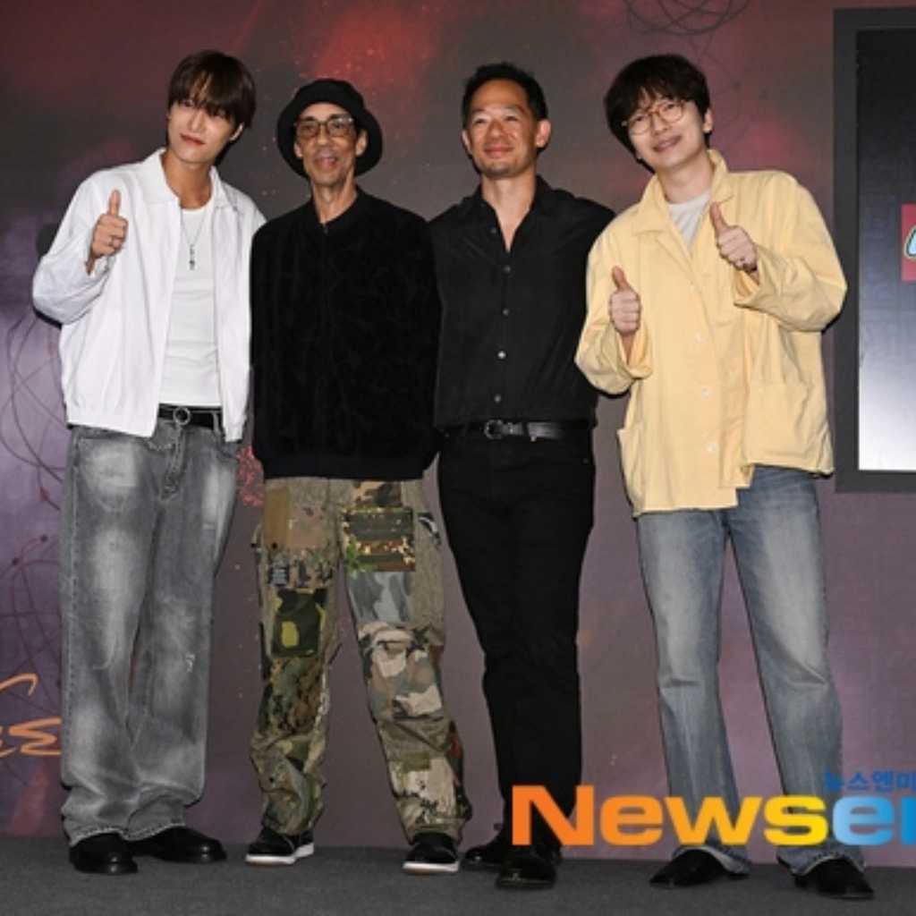 【PHOTO】EXO カイ&イ・ドンフィ「LEGO」のイベントに出席