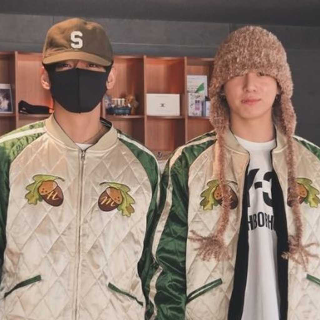 BTSのV&ジョングクの手つなぎショットも!J-HOPEが近況ショットを続々公開