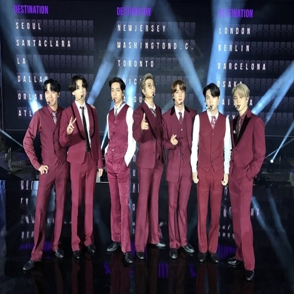 Bts 防弾少年団 4年連続の快挙 2020 ビルボード ミュージック アワード で受賞 空港でのパフォーマンス披露も話題に Kstyle