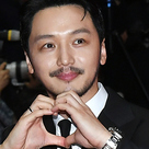 【PHOTO】ピョン・ヨハン＆パク・ヘイル＆クォン・ユルら「第27回釜山国際映画祭」開幕式のレッドカーペットに登場