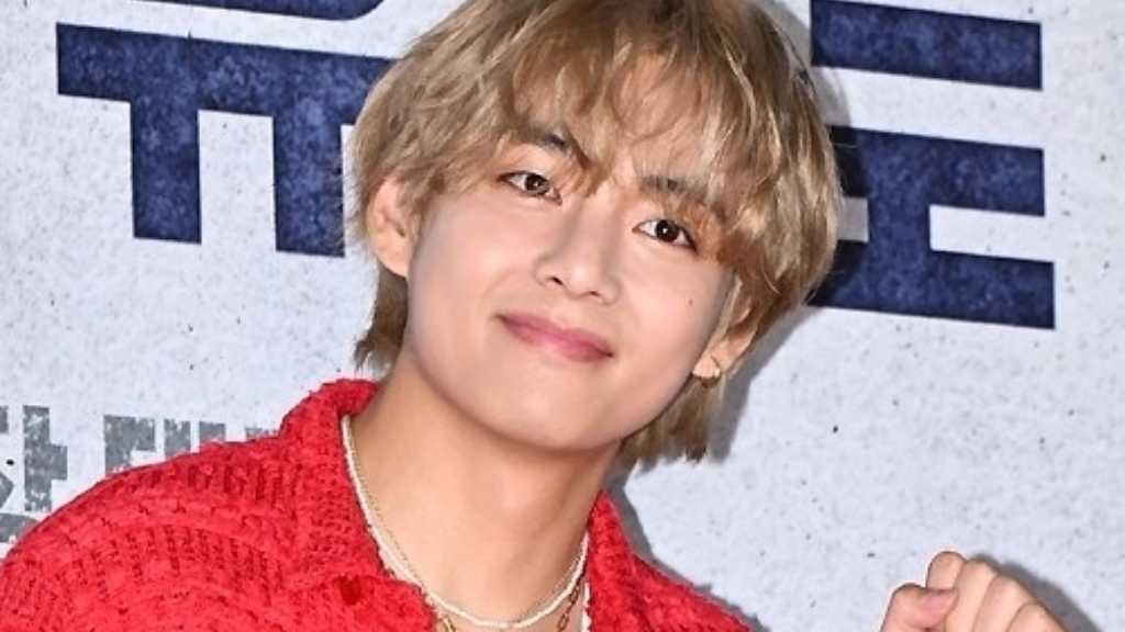 BTSのV、親友パク・ソジュンの誕生日をお祝い！チェ・ウシクらウガファミリーも登場