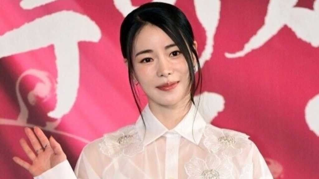 イム・ジヨン、美しいビキニ姿を披露!バリ島での優雅なひとときを公開