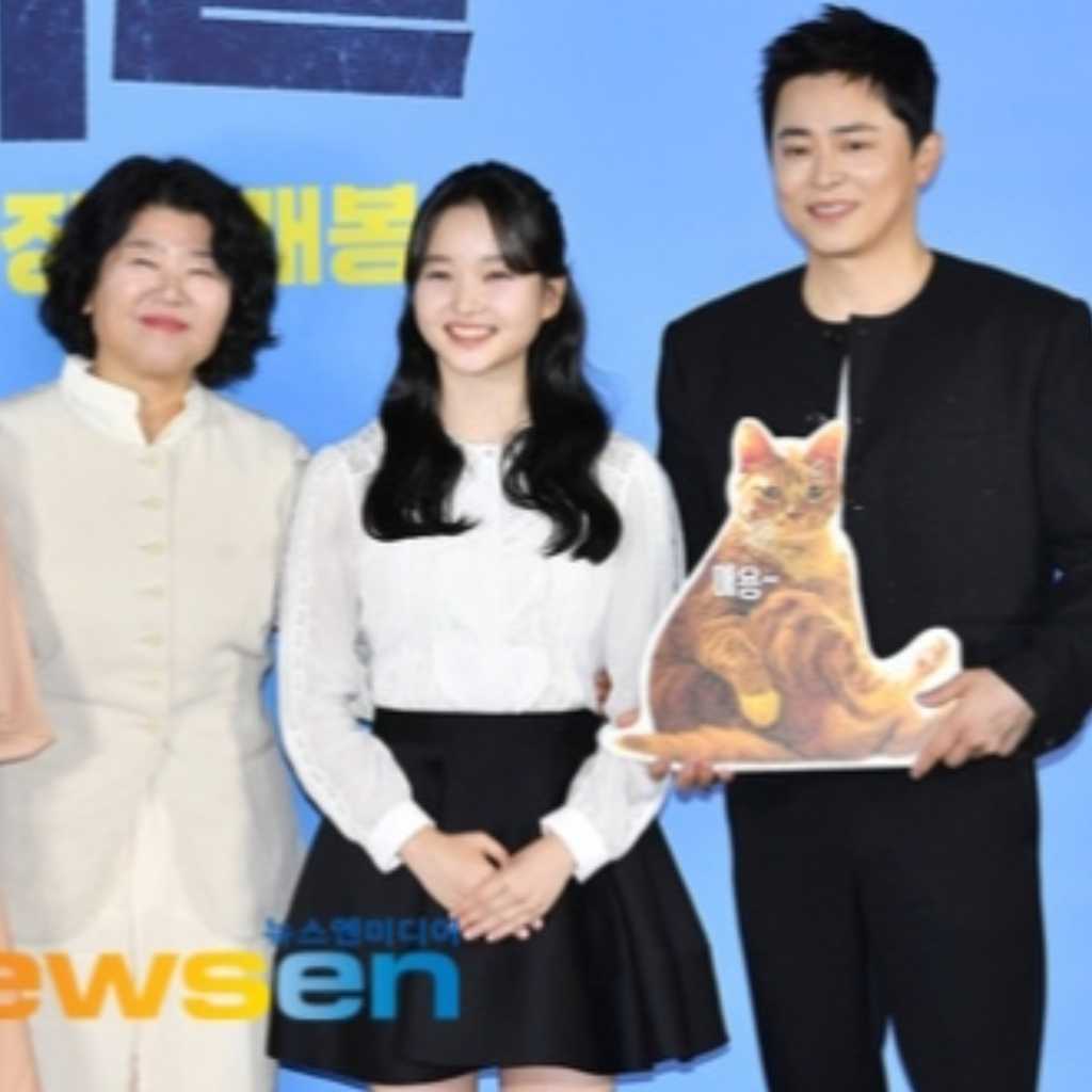 【PHOTO】チョ・ジョンソク&チェ・ユリら、映画「ゾンビになってしまった私の娘」制作報告会に出席（動画あり）
