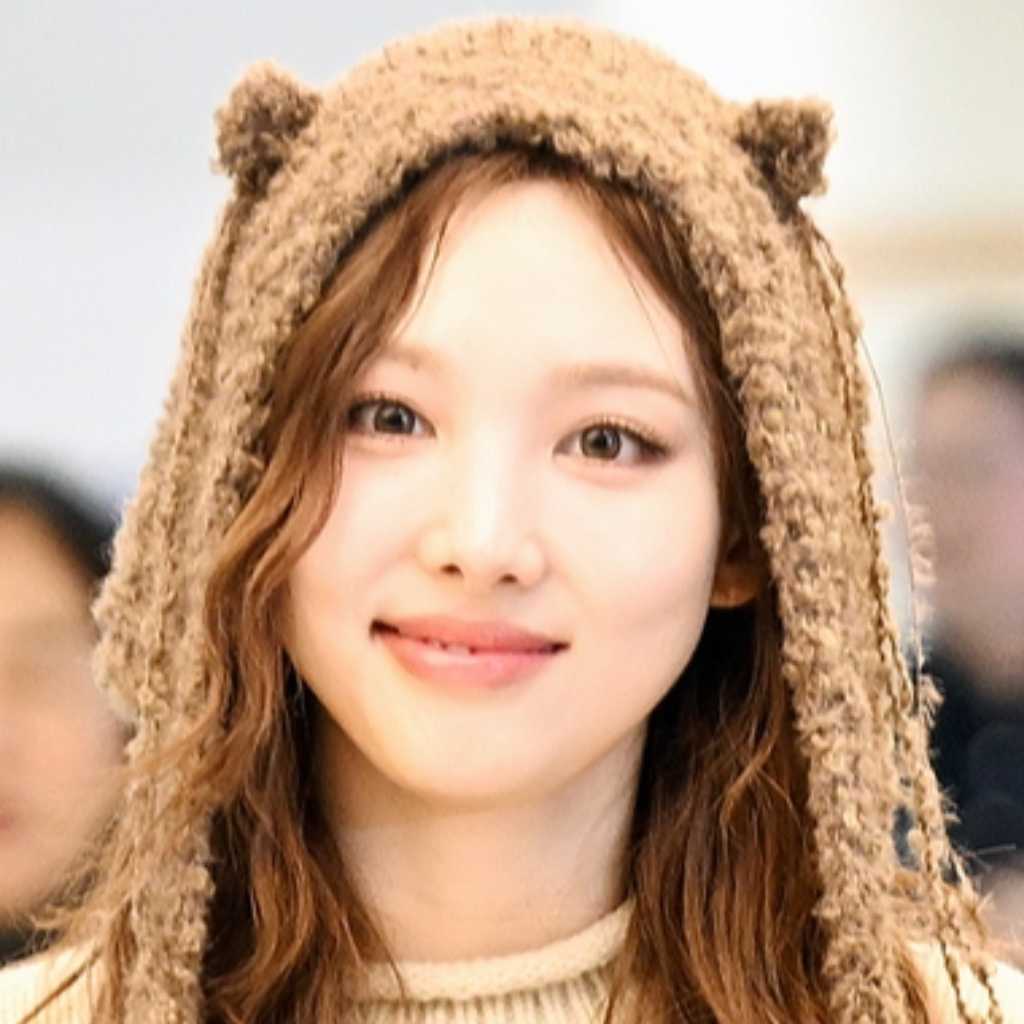 【PHOTO】TWICE ナヨン、日テレ主催ライブ「BEAT AX」出演を終えて帰国…キュートな猫に変身（動画あり）