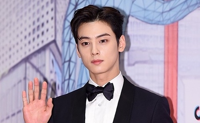 女神降臨 の効果絶大 Astro チャウヌ Snsのフォロワーが1300万人を突破 各業界からオファー殺到 Kstyle