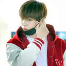 【PHOTO】カン・ダニエル、海外スケジュールのためインドへ出国…爽やかな雰囲気（動画あり）