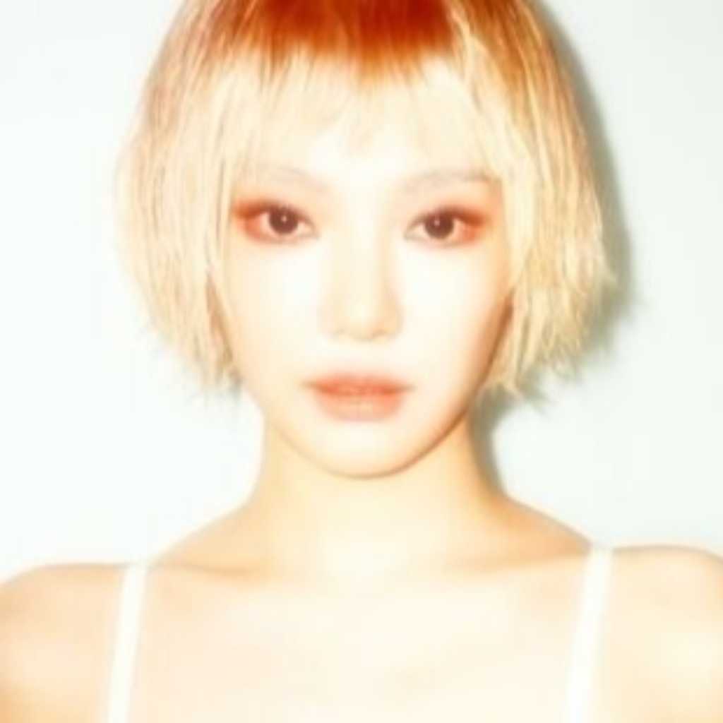 aespaのNINGNING、金髪ショートカット姿を披露!大胆なイメチェンが大反響「イケメンすぎる」