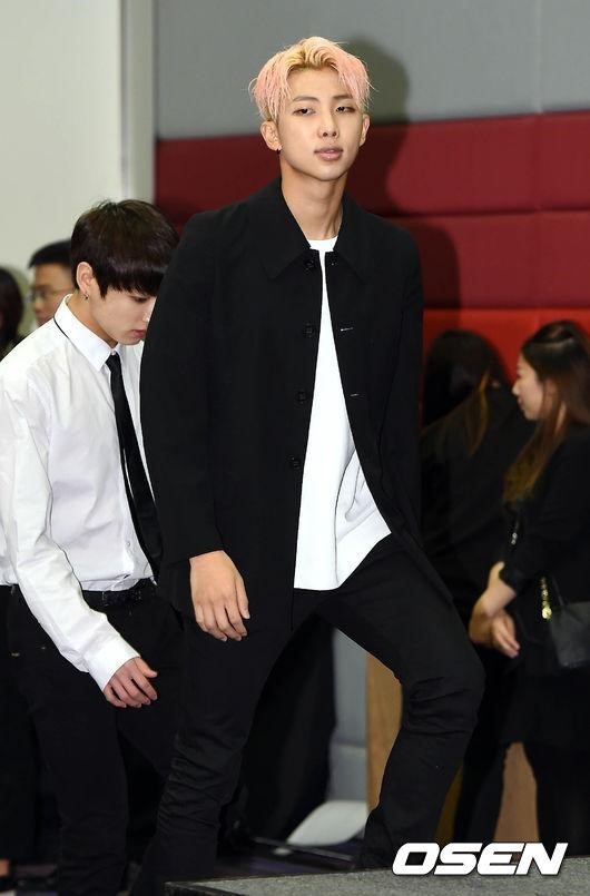 防弾少年団 Rap Monster 本日の Mbc歌謡大祭典 に不参加 やむを得ず決定 Kstyle