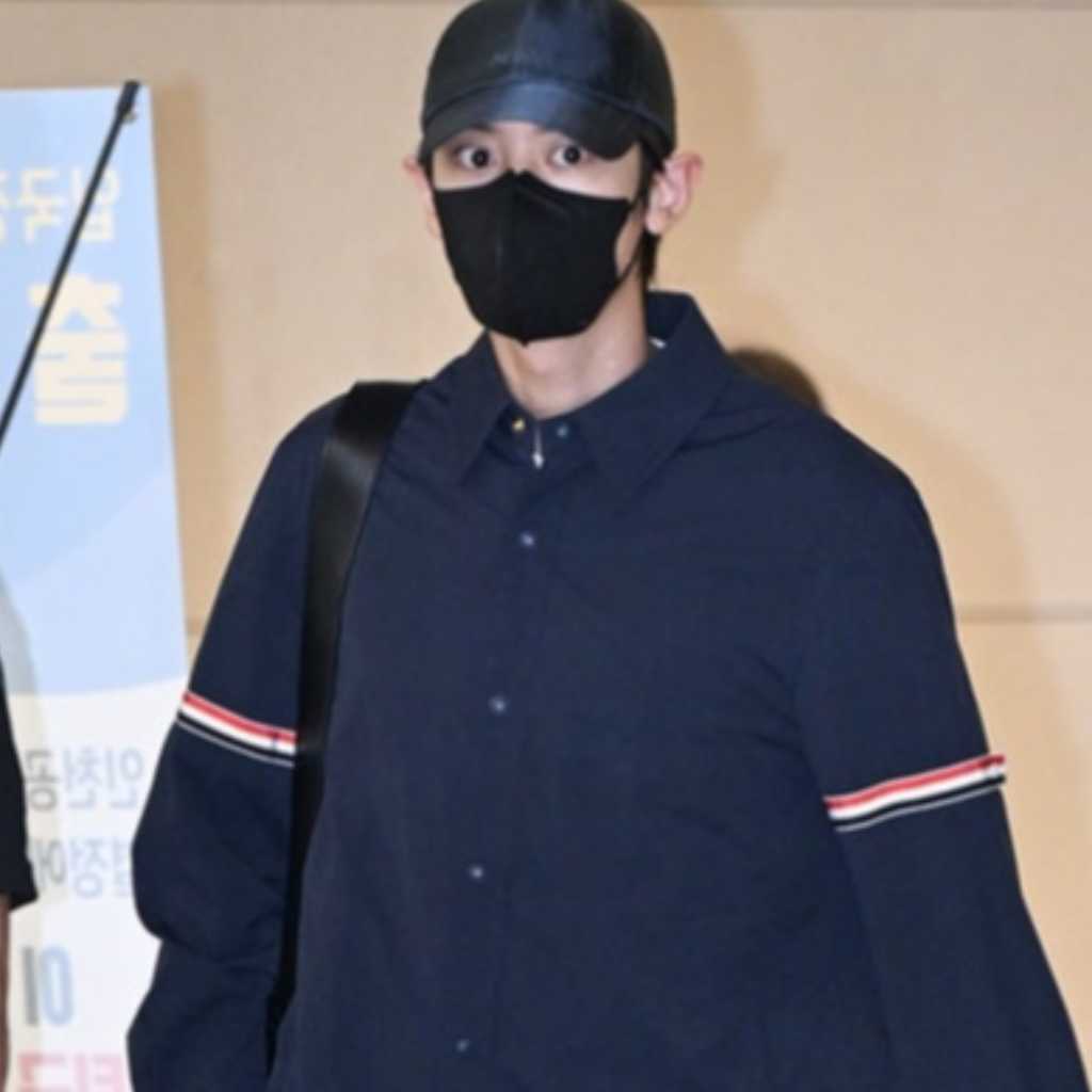 【PHOTO】EXO チャンヨル、海外スケジュールを終えて帰国