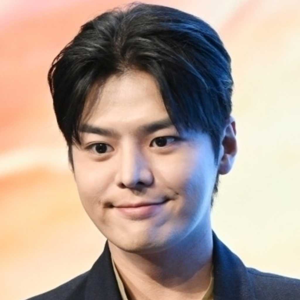 リョウン、新ドラマ「ナミブ」でコ・ヒョンジョンと共演“緊張しすぎて眠れなかった”