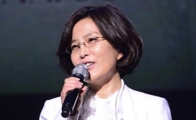 イ・ソニ、会社の資金をHOOKエンターテインメント代表宅のインテリア費用に？Dispatchが報道