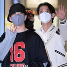 【PHOTO】SEVENTEEN ジョシュア＆ホシ、新番組の撮影を終えてドバイから帰国