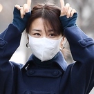 【PHOTO】パク・ハソン、ラジオ番組の収録に参加…愛らしい魅力