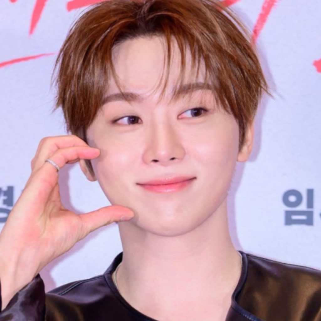 【PHOTO】SEVENTEEN スングァンからEXO スホまで、映画「タチャ：ベルゼブブの歌」VIP試写会に出席