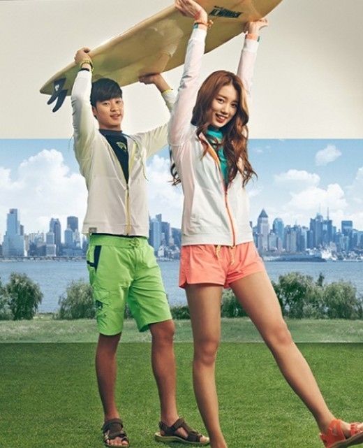 キム スヒョン Miss A スジ 夏のバカンスルックを提案 カップルのお手本 Kstyle