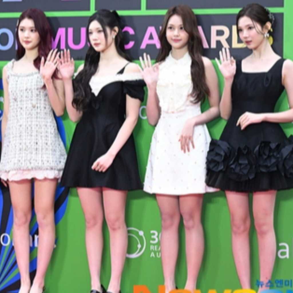 【PHOTO】Hearts2Hearts「MMA 2025」レッドカーペットに登場