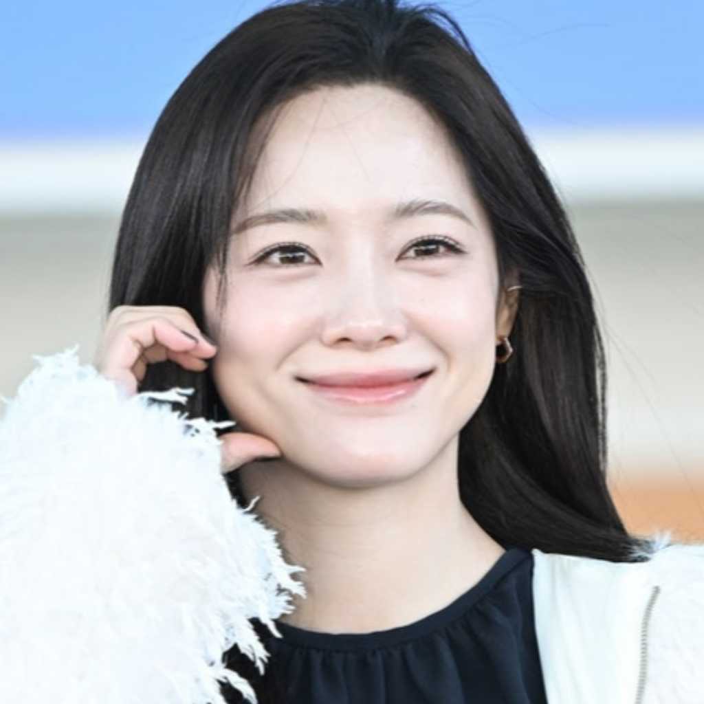 キム・セジョン、新ドラマ「女子高生王妃」への出演を検討中…移籍後の活動に注目