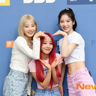 【PHOTO】今月の少女（LOONA） ヒジン＆イヴ＆ハスル＆パク・ソヒョン、ラジオ出演のため放送局へ（動画あり）