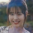 IU「花のしおり2」ジャケットイメージ公開…初恋を連想させる“愛らしい姿”