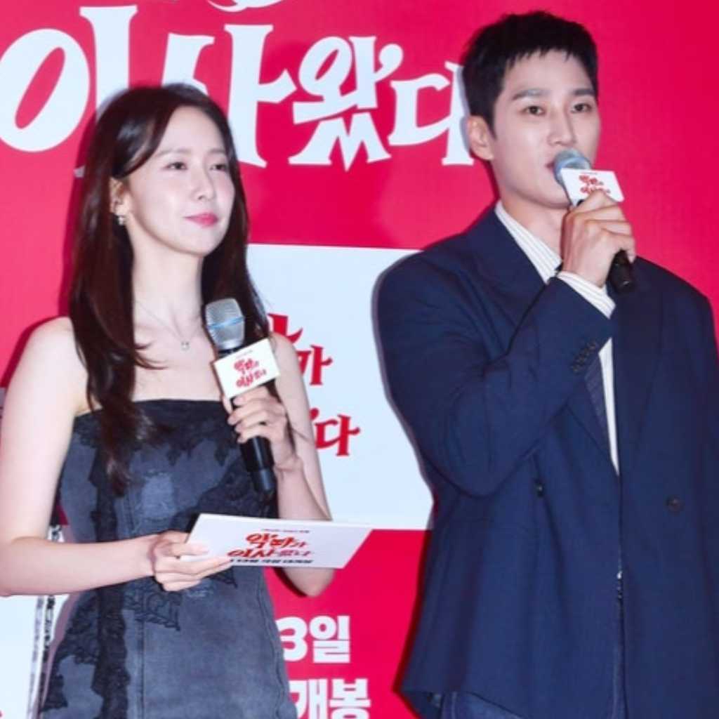 【PHOTO】少女時代 ユナ＆アン・ボヒョンら、映画「悪魔が引っ越してきた」VIP試写会に出席