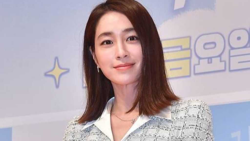 イ・ミンジョン、SNS写真が炎上…指摘の声うけ謝罪「不快感を与えて申し訳ない」