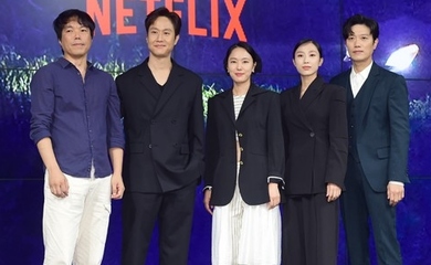 チョンウ＆パク・ヒスンら、Netflix新シリーズ「模範家族」で新たなキャラクターを披露？“絶対に出演したかった”