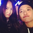 f(x) ビクトリア&エンバ、SUPER JUNIORのコンサートを観覧“清楚&キュート”