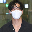 【PHOTO】SF9 ロウン、フィリピンでのファンミーティングを終えて帰国…セクシーなシャツ姿で登場