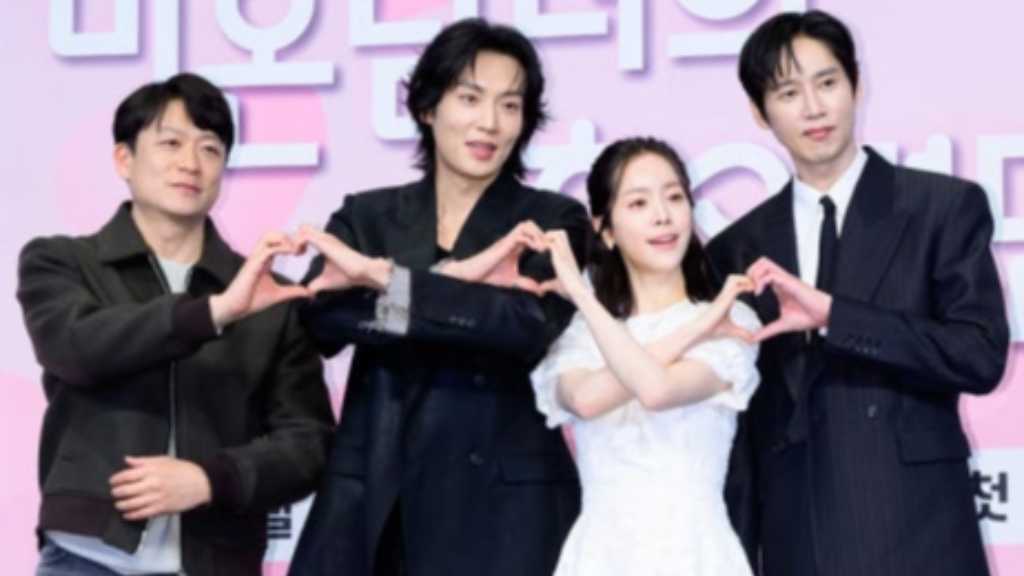 【PHOTO】ハン・ジミン&パク・ソンフン&イ・ギテクら、新ドラマ「未婚男女の効率的な出会い方」制作発表会に出席