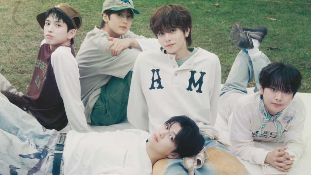 全員10代の日本人5人組ボーイズグループVIBY、デビューシングル「Miracle : The First Light」収録内容を公開