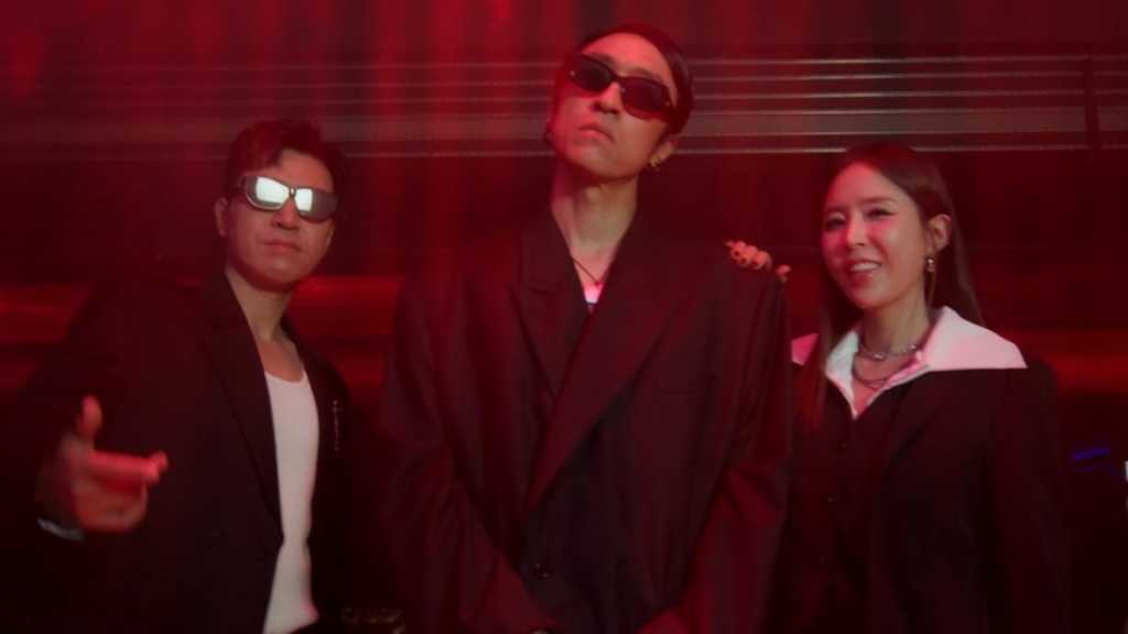コヨーテ、新曲「CALL ME」MV公開…ナイトクラブでノリノリのダンス披露