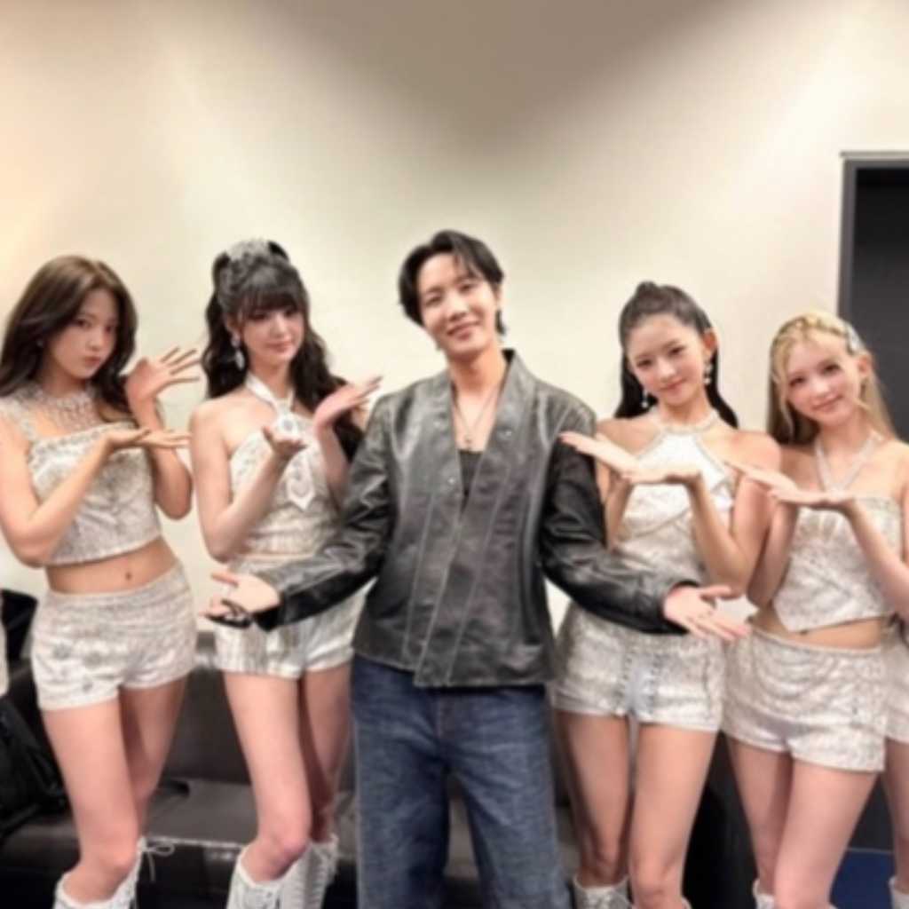 IVE、BTSのJ-HOPEを囲んで記念ショット！K-POP代表スターたちの出会いに反響