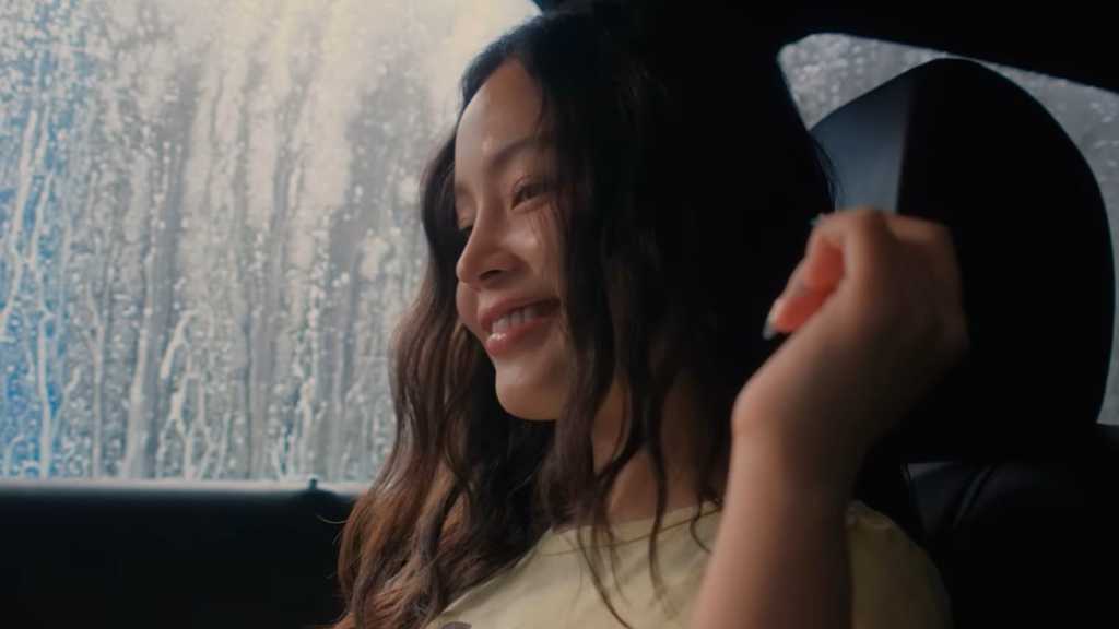 イ・ハイ、新曲「2 EASY」リリックビデオを公開…エモい雰囲気に注目