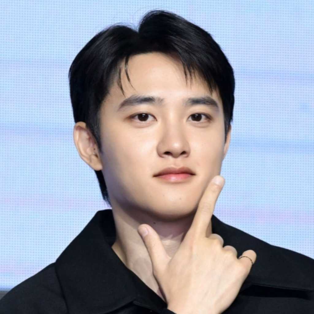 EXO ディオ、ソウルコンサートの会場変更を発表…長期化しているデモの影響