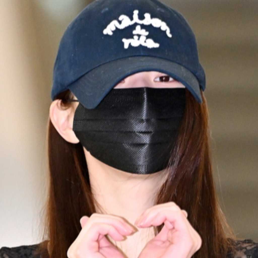 【PHOTO】IVE ウォニョン、スケジュールのため日本へ出国(動画あり)