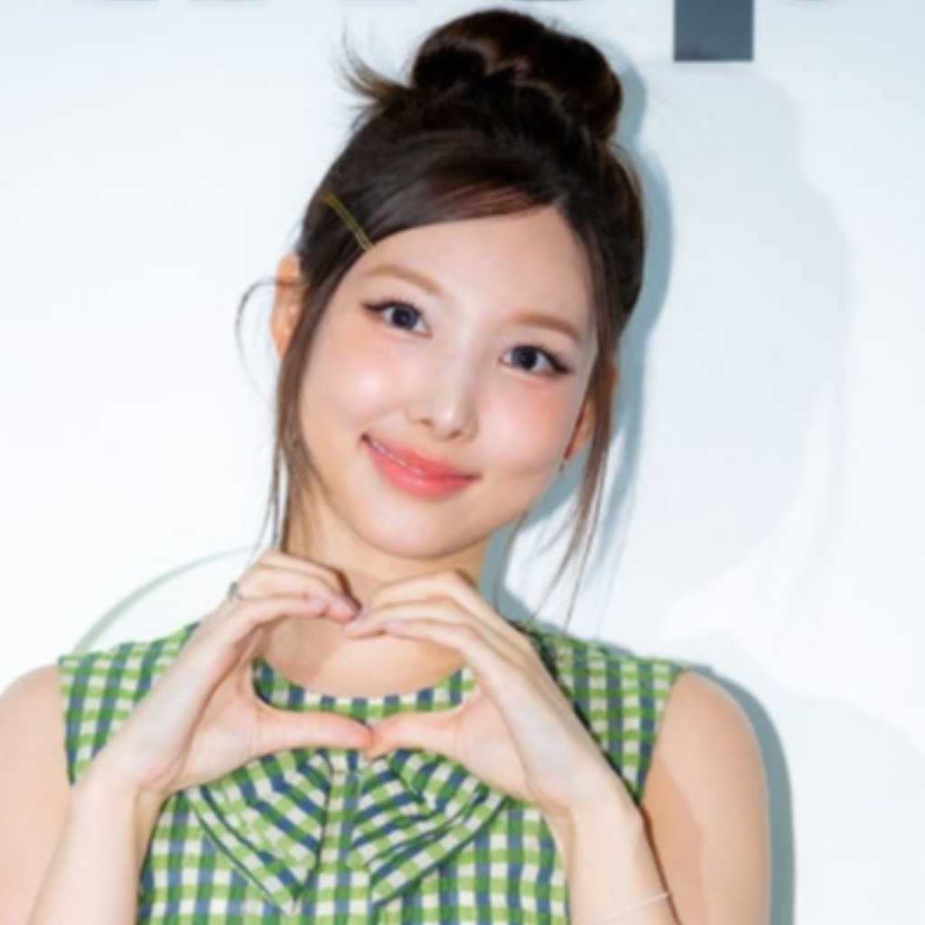 【PHOTO】TWICE ナヨン&DAY6のYoung K、シューズブランド「FitFlop」のイベントに出席