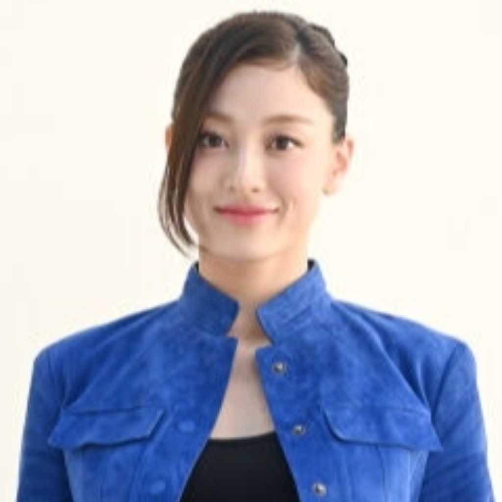 TWICE ジヒョ、再契約に関する報道も…ファンへ複雑な心境明らかに