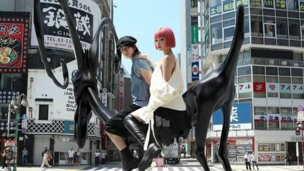 DAWN、日本の街中に出没！？バーチャルアーティストとして登場…東京での近況ショットも